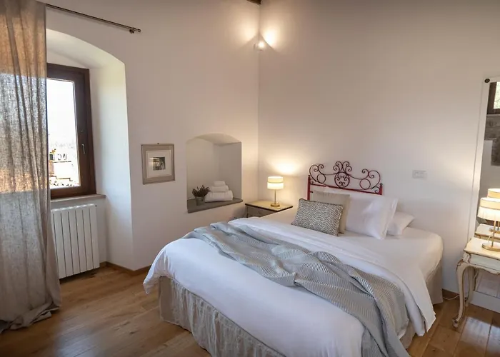 Colle Del Vento 公寓 *